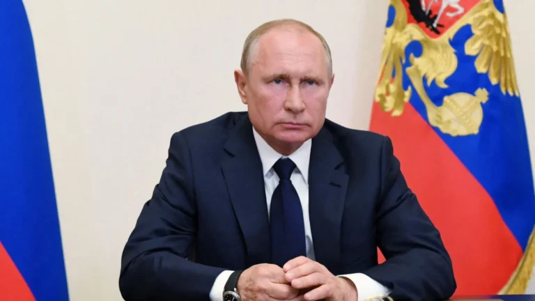 putin-lanca-submarino-nuclear-com-‘torpedo-do-juizo-final’