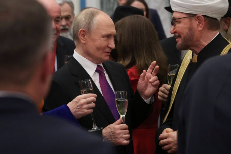 russia-deixou-otan-acompanhar-teste-de-supermissil,-diz-putin