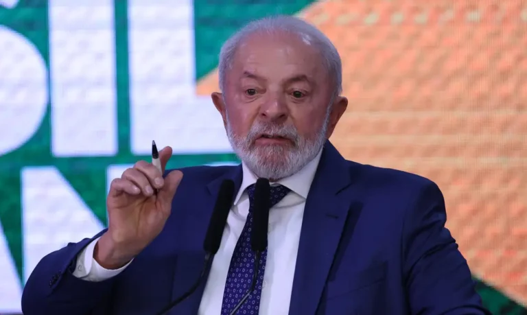 lula-rejeita-intervencao-dos-eua-na-venezuela-e-defende-dialogo