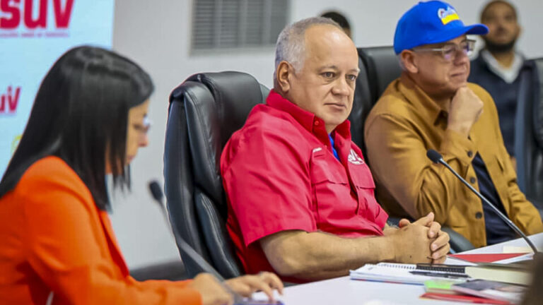 Chavismo aprova sistema para denunciar quem não parece ser venezuelano chavismo-aprova-sistema-para-denunciar-quem-nao-parece-ser-venezuelano