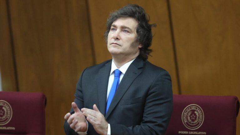 governo-milei-libera-compra-e-posse-de-fuzis-semiautomaticos-por-civis-na-argentina