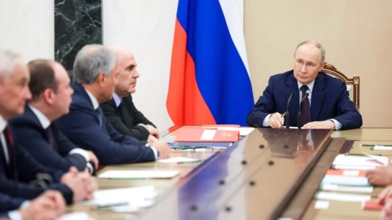 Após anúncio de Trump, Putin ordena estudos sobre necessidade de testes nucleares apos-anuncio-de-trump,-putin-ordena-estudos-sobre-necessidade-de-testes-nucleares