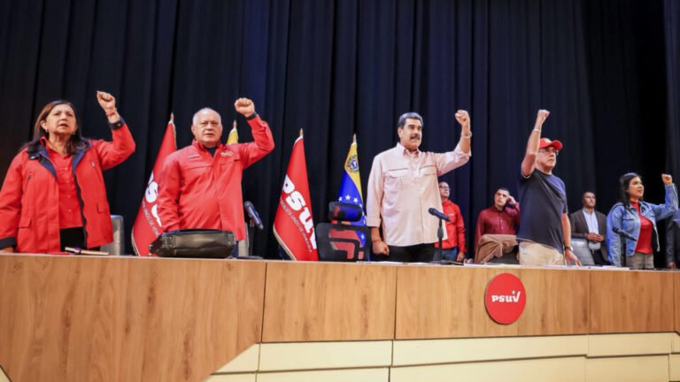 venezuela-se-escreve-com-v-de-vietna:-como-maduro-usa-contas-disfarcadas-no-x-para-desafiar-trump