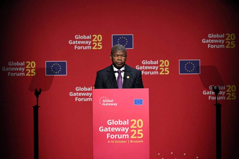 Angola chega a 50 anos de independência com governo desgastado e sob pressão angola-chega-a-50-anos-de-independencia-com-governo-desgastado-e-sob-pressao