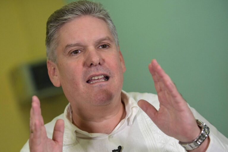 cuba-iniciara-julgamento-de-ex-ministro-por-espionagem-e-crimes-economicos