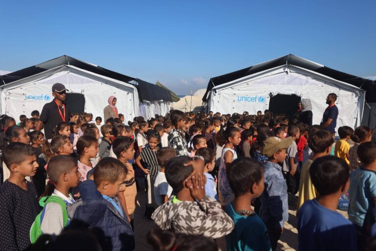 Israel barra seringas e mamadeiras destinadas a crianças em Gaza, diz Unicef israel-barra-seringas-e-mamadeiras-destinadas-a-criancas-em-gaza,-diz-unicef