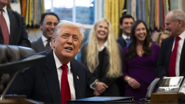 trump-diz-que-faltam-pessoas-com-certos-talentos-nos-eua-e-defende-vistos-h-1b