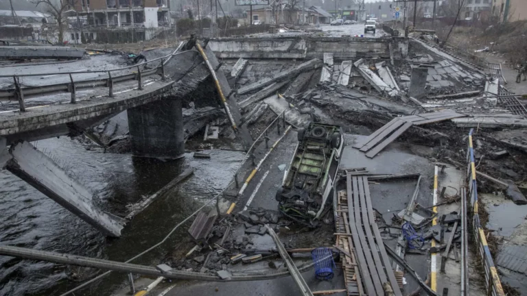 russia-faz-mega-ataque-contra-kiev,-e-ucrania-atinge-porto-russo