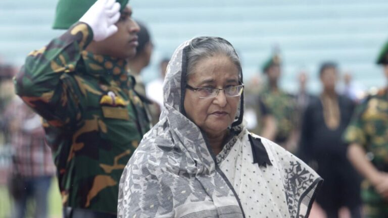 Ex-premiê de Bangladesh é condenada à morte por crimes contra a humanidade ex-premie-de-bangladesh-e-condenada-a-morte-por-crimes-contra-a-humanidade