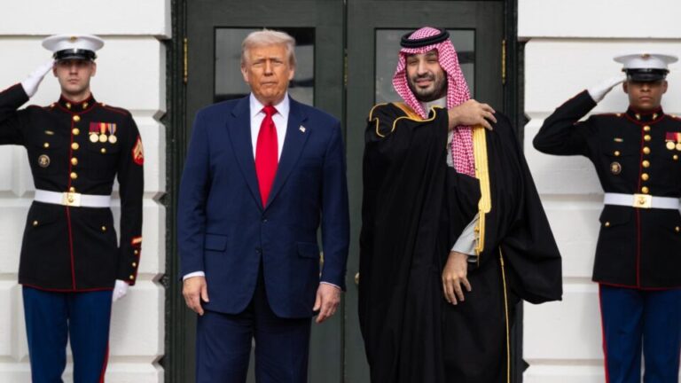 Trump recebe MBS e diz que príncipe saudita não sabia nada sobre morte de jornalista trump-recebe-mbs-e-diz-que-principe-saudita-nao-sabia-nada-sobre-morte-de-jornalista