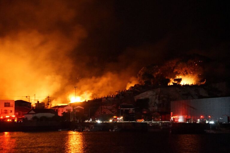 Maior incêndio urbano em 50 anos no Japão mata 1 e destrói 170 prédios; veja vídeo maior-incendio-urbano-em-50-anos-no-japao-mata-1-e-destroi-170-predios;-veja-video