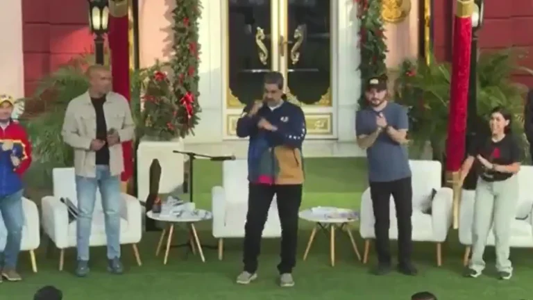 maduro-danca-em-evento-na-venezuela-e-avisa:-“ninguem-me-para”