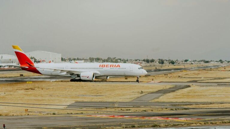 aeroporto-de-madri-cancela-todos-os-voos-para-a-venezuela-apos-alerta-dos-eua