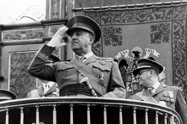 Espanha marca 50 anos da morte de Franco com celebração da democracia espanha-marca-50-anos-da-morte-de-franco-com-celebracao-da-democracia