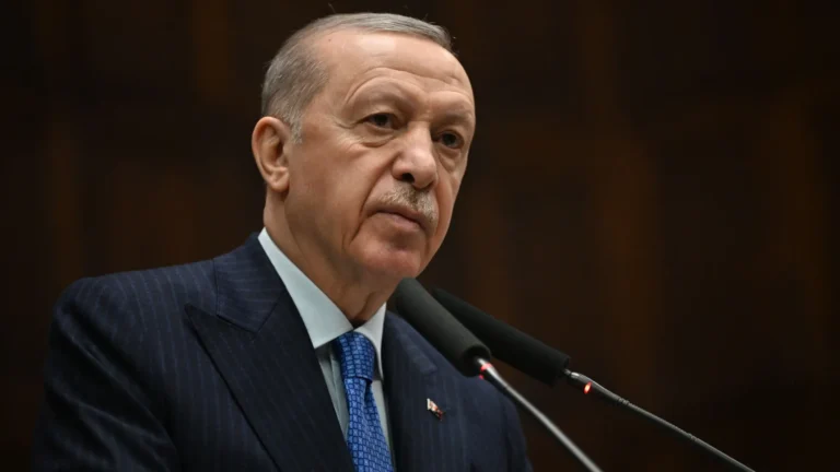 Jornalista Turco é Condenado A 4 Anos De Prisão Por Ameaçar Erdogan jornalista-turco-e-condenado-a-4-anos-de-prisao-por-ameacar-erdogan