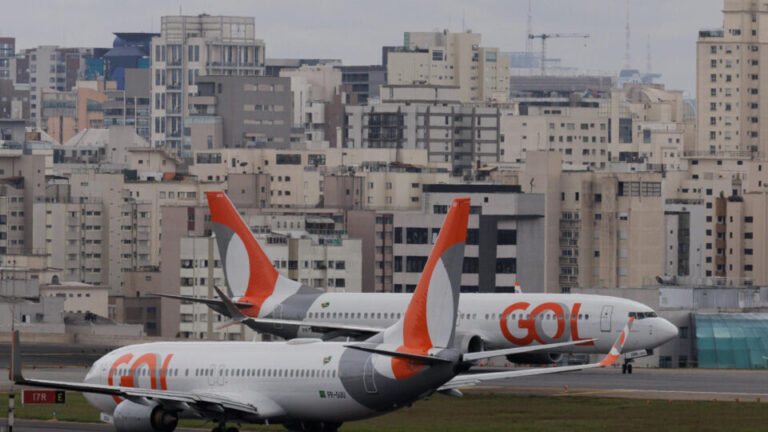 venezuela-revoga-licencas-aereas-de-gol,-latam-e-outras-companhias