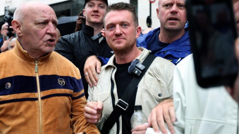 Quem é Tommy Robinson, ativista de direita do Reino Unido que é apoiado por Musk quem-e-tommy-robinson,-ativista-de-direita-do-reino-unido-que-e-apoiado-por-musk