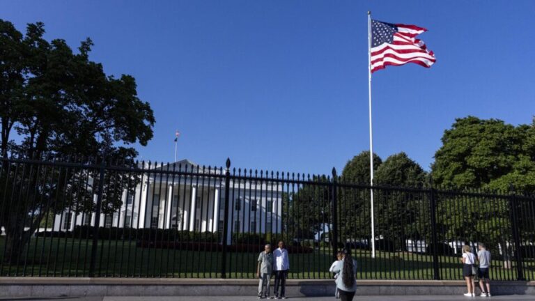 eua-suspendem-emissao-de-vistos-para-afegaos-apos-ataque-em-washington