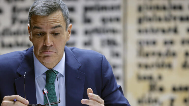 Espanha: milhares vão às ruas após escândalo de corrupção de governo socialista espanha:-milhares-vao-as-ruas-apos-escandalo-de-corrupcao-de-governo-socialista