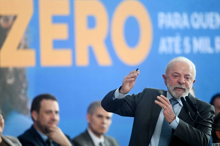 lula-liga-para-trump-e-discute-combate-ao-crime-organizado-em-meio-a-tensao-na-venezuela