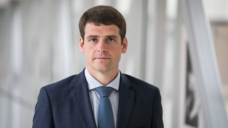 Justiça da Lituânia condena dirigente de partido por incitar ódio contra judeus justica-da-lituania-condena-dirigente-de-partido-por-incitar-odio-contra-judeus