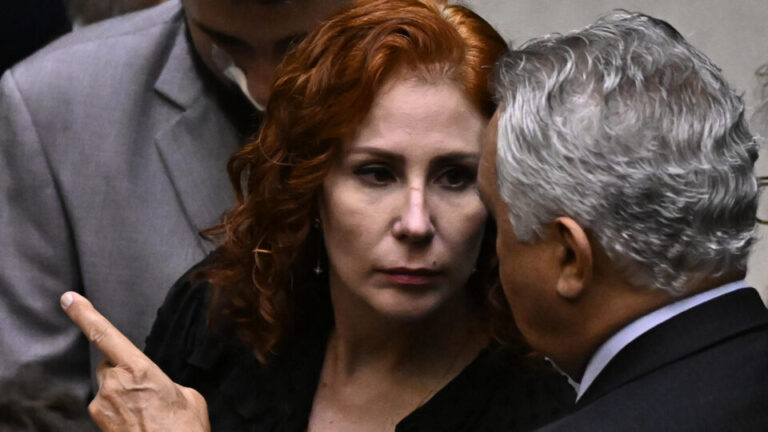 defesa-de-zambelli-inclui-parecer-contra-cassacao-em-processo-de-extradicao-na-italia