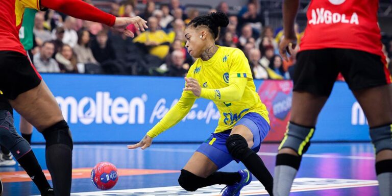 brasil-avanca-para-quartas-no-mundial-de-handebol-feminino