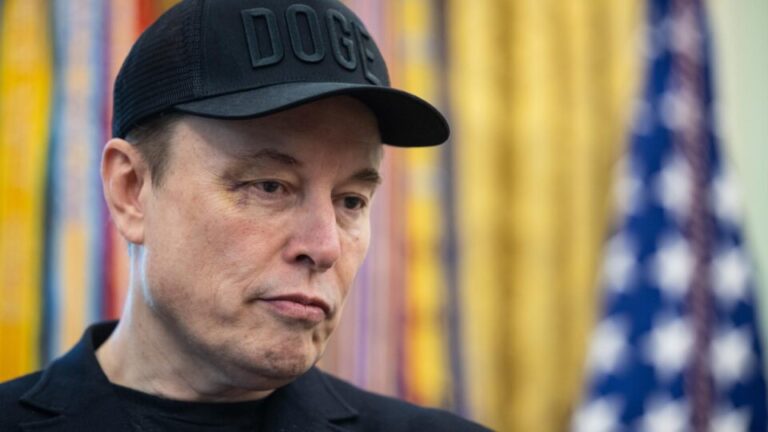 apos-multa-da-ue,-elon-musk-sugere-que-bloco-europeu-seja-abolido