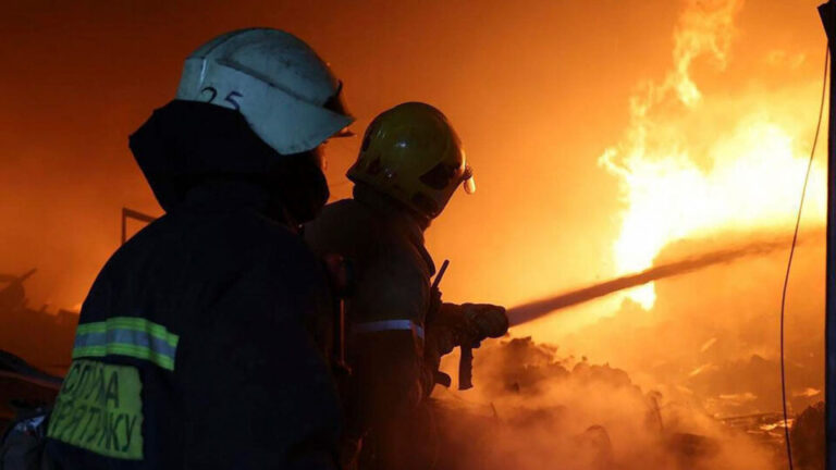 russia-faz-novo-ataque-com-drones-a-ucrania;-polonia-mobiliza-tropas