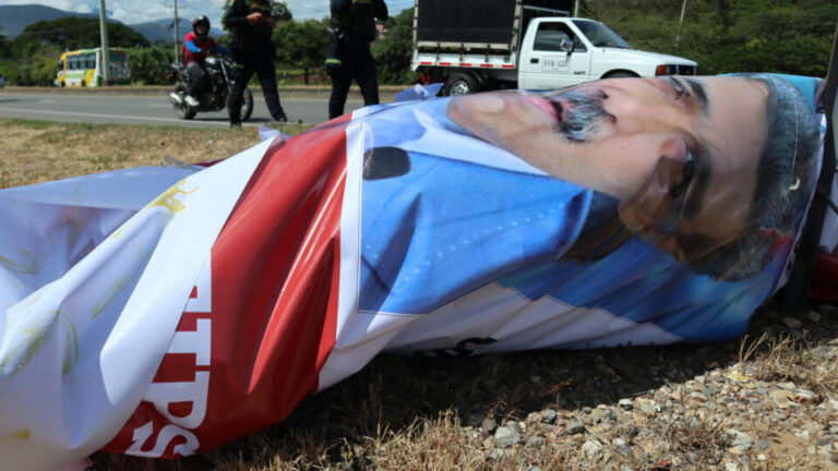 EUA denunciam natureza vil do regime criminoso de Maduro, após morte de preso político eua-denunciam-natureza-vil-do-regime-criminoso-de-maduro,-apos-morte-de-preso-politico
