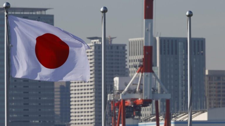 Terremoto abala o Japão, provoca evacuações em massa e aciona alerta de tsunami terremoto-abala-o-japao,-provoca-evacuacoes-em-massa-e-aciona-alerta-de-tsunami
