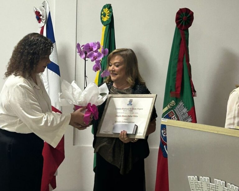 desembargadoranagilabrito-e-agraciada-com-o-titulo-de-cidada-porto-segurense