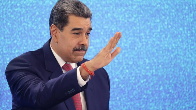 governo-trump-prepara-planos-para-eventual-derrubada-de-maduro-na-venezuela,-diz-emissora