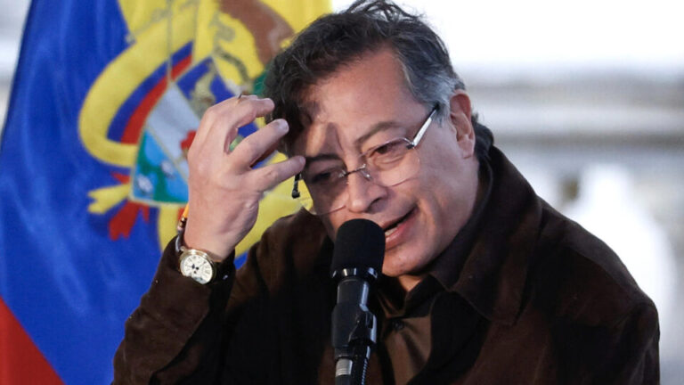 trump-diz-que,-depois-de-maduro,-petro-sera-o-proximo