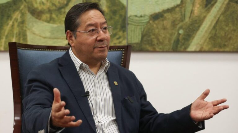 ex-presidente-da-bolivia,-socialista-luis-arce-e-preso-um-mes-apos-deixar-o-cargo