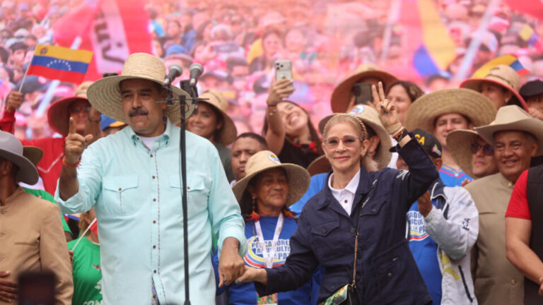 EUA aumentam pressão sobre Maduro, com sanções contra sobrinhos do ditador eua-aumentam-pressao-sobre-maduro,-com-sancoes-contra-sobrinhos-do-ditador