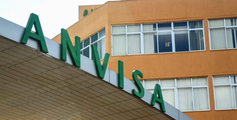 anvisa-determina-recolhimento-de-lotes-de-paracetamol