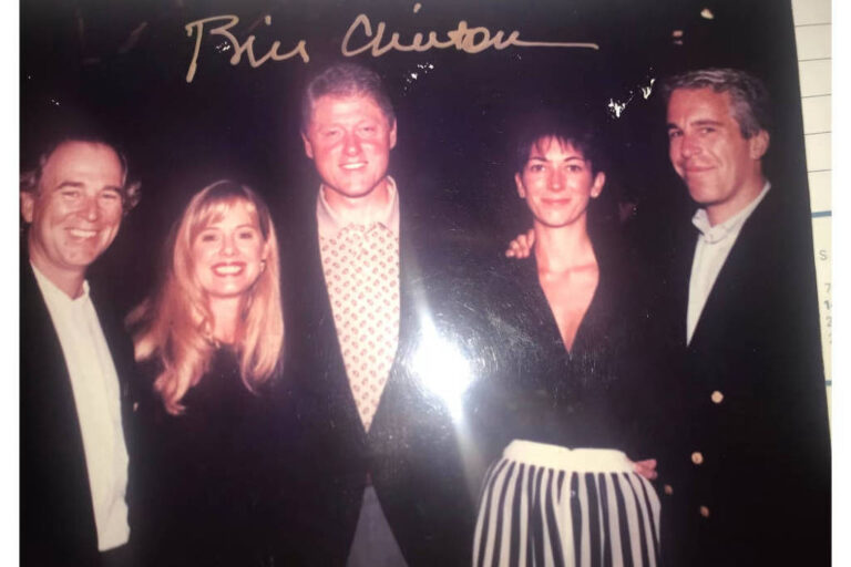 democratas-divulgam-novas-fotos-de-epstein-com-trump,-bill-clinton-e-woody-allen