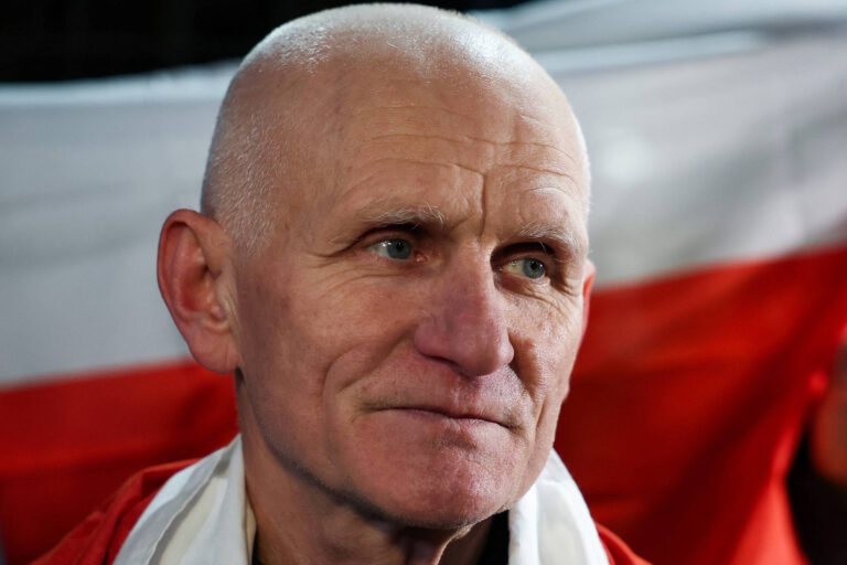 belarus-liberta-vencedor-do-nobel-da-paz-e-oposicionista;-eua-aliviam-sancoes