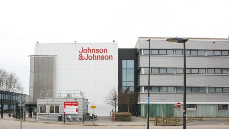 johnson-&-johnson-e-condenada-a-pagar-us$-40-milhoes-a-consumidoras-com-cancer