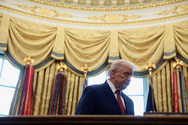 trump-formaliza-processo-contra-bbc-por-suposta-difamacao-e-pede-us$-10-bilhoes