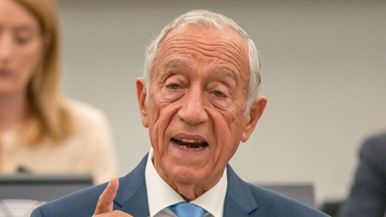 Presidente de Portugal veta nova lei de nacionalidade após parecer da corte constitucional presidente-de-portugal-veta-nova-lei-de-nacionalidade-apos-parecer-da-corte-constitucional