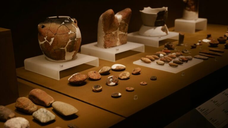 Fragmento de cobrança de imposto bíblico de 2,7 mil anos é descoberto em Jerusalém fragmento-de-cobranca-de-imposto-biblico-de-2,7-mil-anos-e-descoberto-em-jerusalem