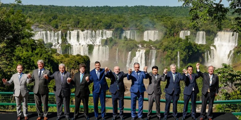 Acordo UE-Mercosul será assinado mesmo com oposição francesa, diz Lula acordo-ue-mercosul-sera-assinado-mesmo-com-oposicao-francesa,-diz-lula