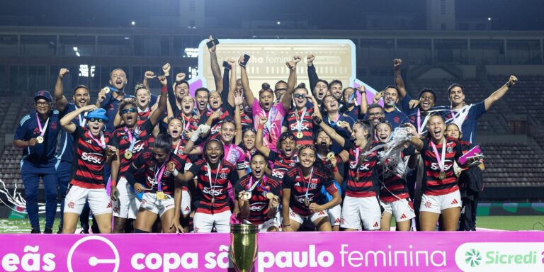 flamengo-goleia-gremio-e-conquista-copinha-feminina