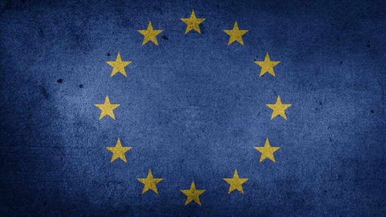 Por que a direita dos EUA está defendendo o fim da União Europeia por-que-a-direita-dos-eua-esta-defendendo-o-fim-da-uniao-europeia