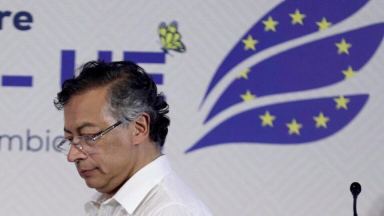 Petro declara emergência econômica na Colômbia após aumento de impostos ser rejeitado petro-declara-emergencia-economica-na-colombia-apos-aumento-de-impostos-ser-rejeitado