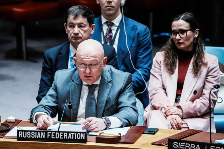 Na ONU, Rússia e China criticam ‘comportamento de caubói dos EUA’ em relação à Venezuela na-onu,-russia-e-china-criticam-‘comportamento-de-cauboi-dos-eua’-em-relacao-a-venezuela