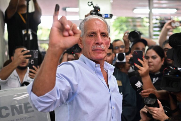 apoiado-por-trump,-asfura-vence-em-honduras,-em-giro-do-pais-a-direita