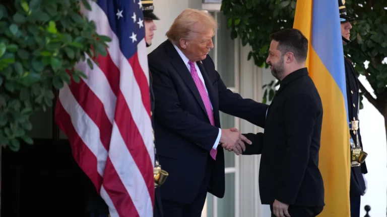 trump-e-zelensky-se-reunem-hoje-na-florida.-o-que-esperar?